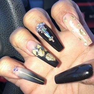 Meet your Posher, Alicia